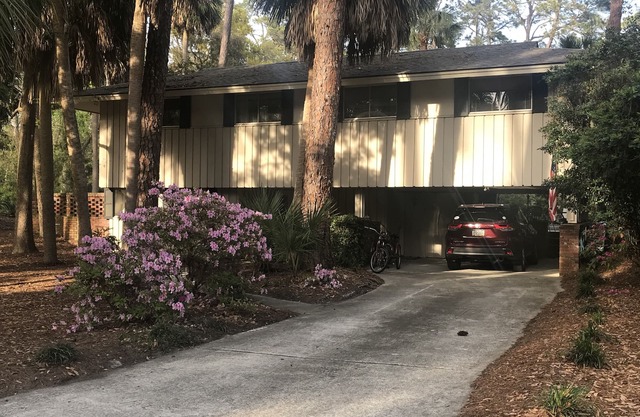 Wonderful 5th Row w/Pool & Hot Tub, 2 Min walk to beach plus BRAND NEW KITCHEN!