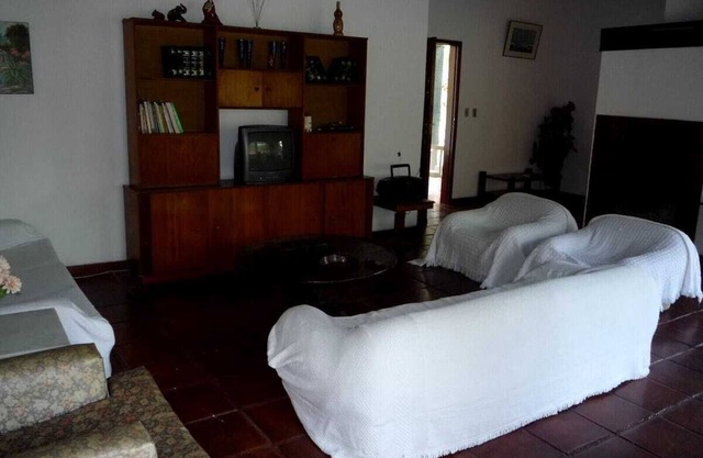 Wonderful place with swimming pool for up to 30 people