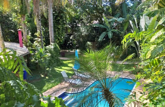 Wonderful house with 5 suites in Barra do Sahy