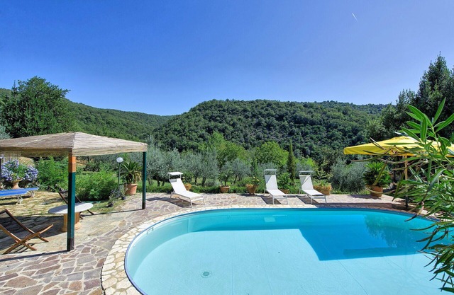 Wonderful private villa for 6 guests with private pool, WIFI, A/C, TV, patio and panoramic view