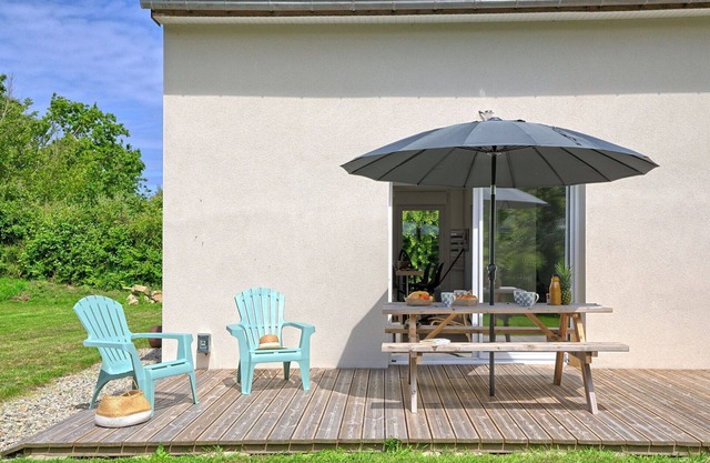 Wonderful private villa for 4 guests with TV, terrace and parking