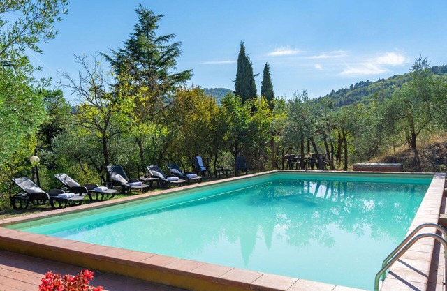 Wonderful private villa with WIFI, private pool, TV, balcony, pets allowed and panoramic view