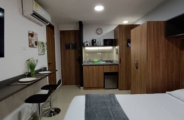 Wonderful! Stay Near the Skating Rink