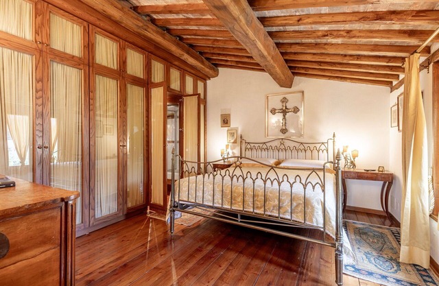 Wonderful villa with A/C, private pool, WIFI, TV, patio, pets allowed and panoramic view