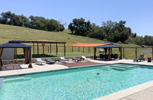 Woodhawk Manor of Alexander Valley