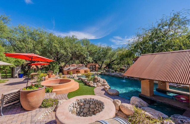 Woodland Rd 1882 Historic 12-acre ranch, Resort landscape views up to 30 ppl