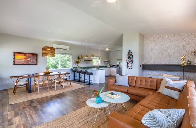 Work & Play Across from Perfect North Shore Beach