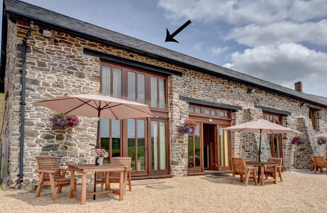 Workshop - One Bedroom House, Sleeps 2