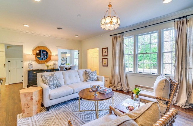 ‘Wremy House’ 5 Blocks to Main St in Starkville!