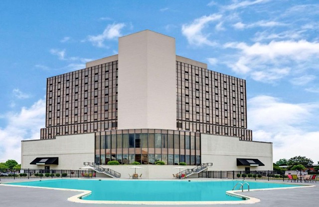 Wyndham Garden Norfolk Downtown