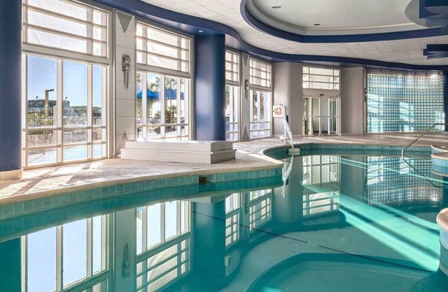 Wyndham Ocean Walk on Daytona Beach! Next door shopping and restaurants.n