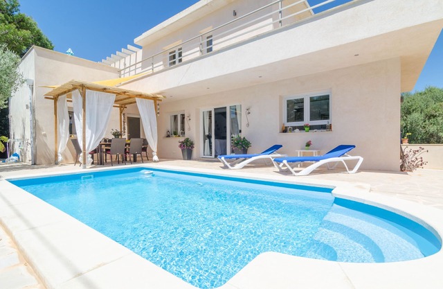 XALET S'ESCALETA - Villa with private pool in Cala Santanyi. Free WiFi