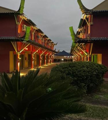 Xangai Motel by Drops