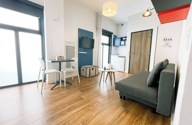 #Y7 | La Résidence 🌆|Studio Caserne de Bonne | Private residence