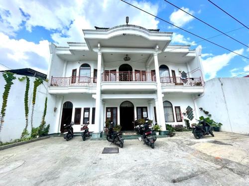 Yani Guesthouse