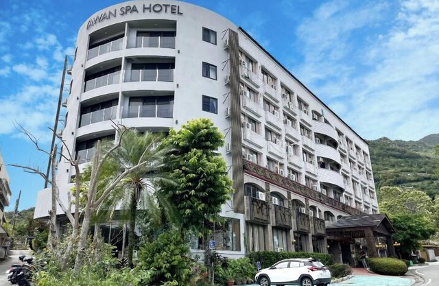 Yawan Spa Hotel