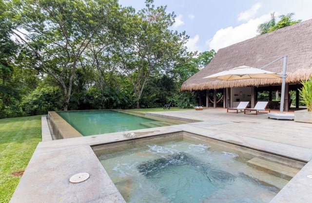 Yeguas Y41 by Wynwood House