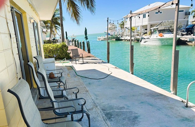 Yellow Fin Ocean front Breezes (M#11)