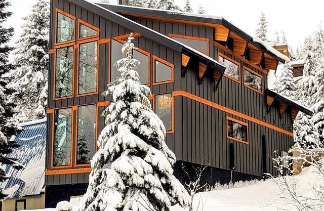 YETI Chalet - Winter & Summer Vacation HOT TUB
