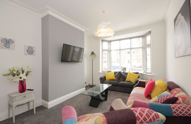 YORK BOUTIQUE HOUSE-3 BEDROOM