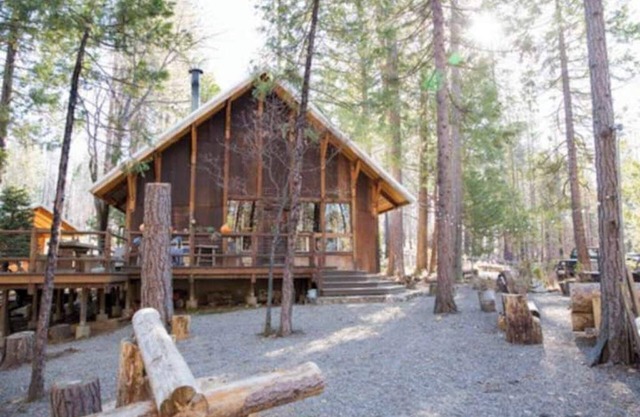 Yosemite Cabin - with Bunkhouse