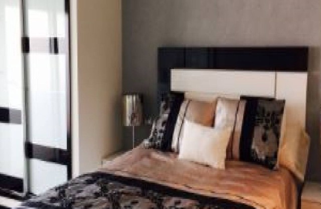 You'll enjoy a great holiday in this house