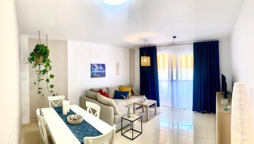 'Your Holiday Home-Los Abrigos-Tenerife'