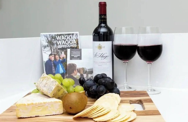 Your Perfect Wagga Escape!