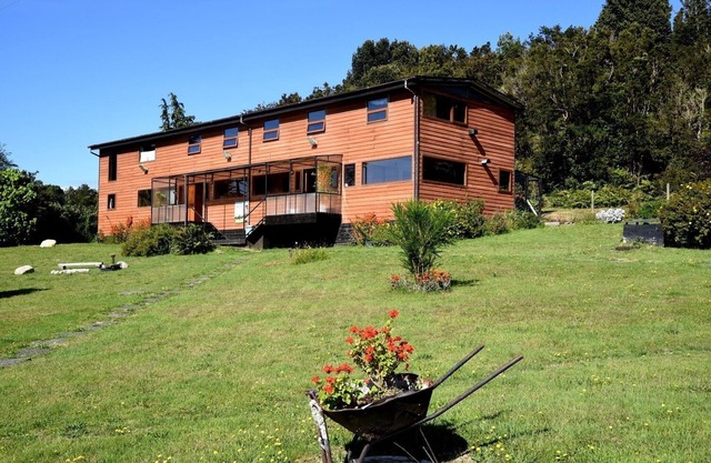 YOUR PLACE IN THE AUSTRAL ROAD