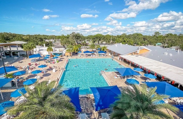 Your Resort-Style Oasis! Pool, Spa & Gym - 12 Miles to Siesta Key!