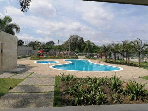 Your Space piscina, parque infantil, 3 habitaciones , Res Breezes Santiago