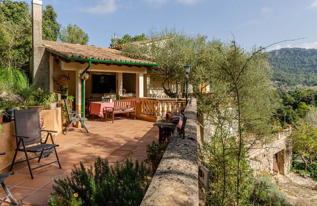 YourHouse Vint i Nou, perfect for hiking, in the Tramuntana Mountains