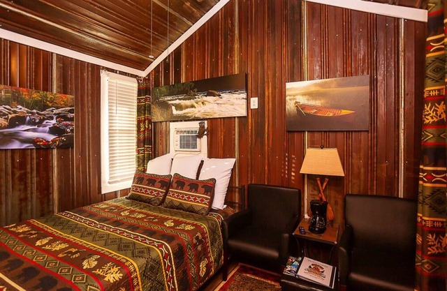 Yowie Cabin In The Beautiful East TN Mountains