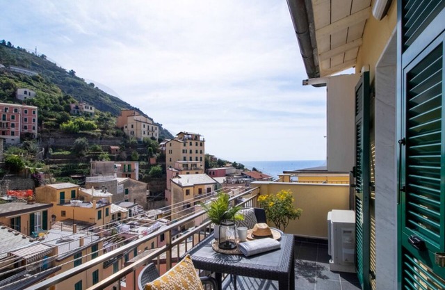 "Zagara" apartment, overlooking the sea and the village