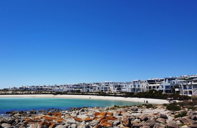 Zeewolf, Langebaan 6-sleeper