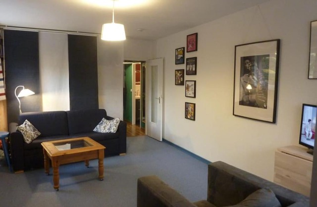 Zentrum Volksdorf 350m zur U-Bahn! Sehr gute Lage schickes Apartment