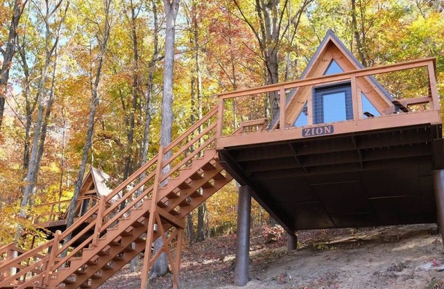 Zion/Rustic Lakeview Cabin- 2 Person A-Frame