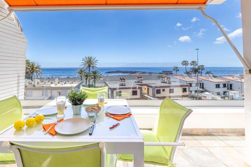 San Agustin Apartment | Ático Apartamento Las Burras Playa by VillaGranCanaria