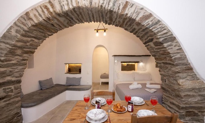 Kalloni Tinou House | Βόλτα Καλλονή studio (Volta Kalloni)