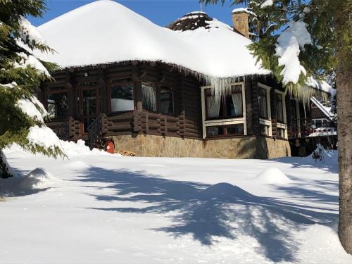 Manyava Ski Chalet | Гута Вікенд