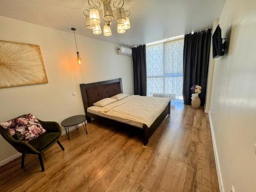 Rivne Apartment | Дизайнерський ремонт&центр& VIP, ЕЛЕКТРОЗАПРАВКА на території будинку