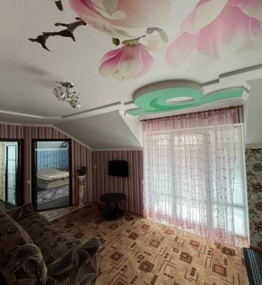 Uman Apartment | Затишні Апартаменти біля Софіївки 2й поверх