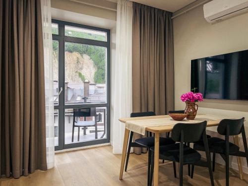 Yaremche Apartment | Комплекс апартаментів "Крайобраз"