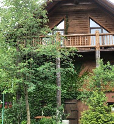 Roztoky House | На Галіції