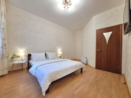 Sukhinovka Apartment | Однокімна квартира біля Каштанової Алеї у центрі Полтави Мережа AlexApartments Документи для відряджень Безконтатне заселення 24-7