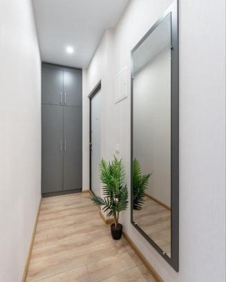 Pozniaky Apartment | Панорамний Краєвид поруч з метро