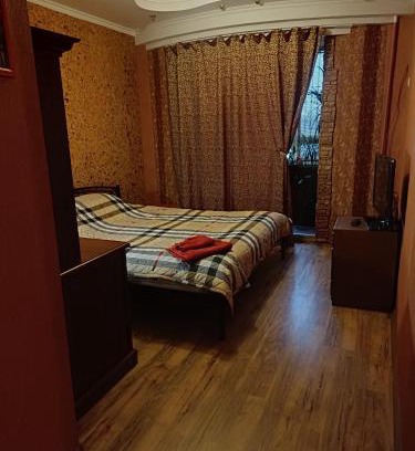 Kryvyi Rih Hotel | Покровський район, КРЕС 1,2,3кімнатні, Фрунзе 3к, Зарічний 3к