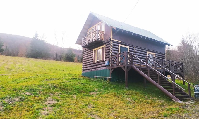 Manyava House | Під Краєм