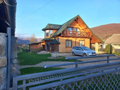 Snidavka Apartment | Садиба Федорчуків Гірська хатина 1