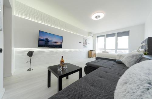 Obolon' Apartment | Солнечные просторные апартаменты Метро Минская